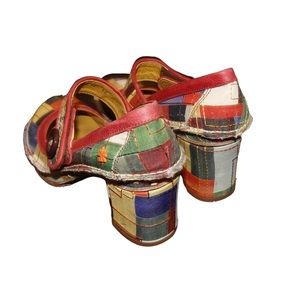 Patchwork / colorblock platform heel sandals